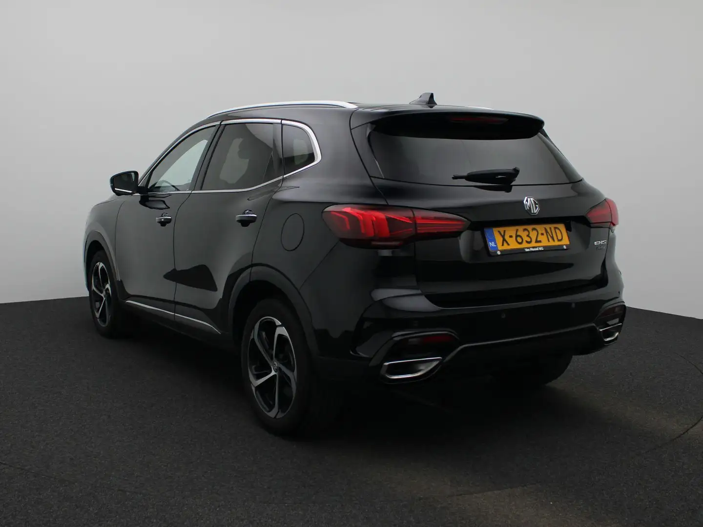 MG EHS 1.5 TGDI Luxury Zwart - 2