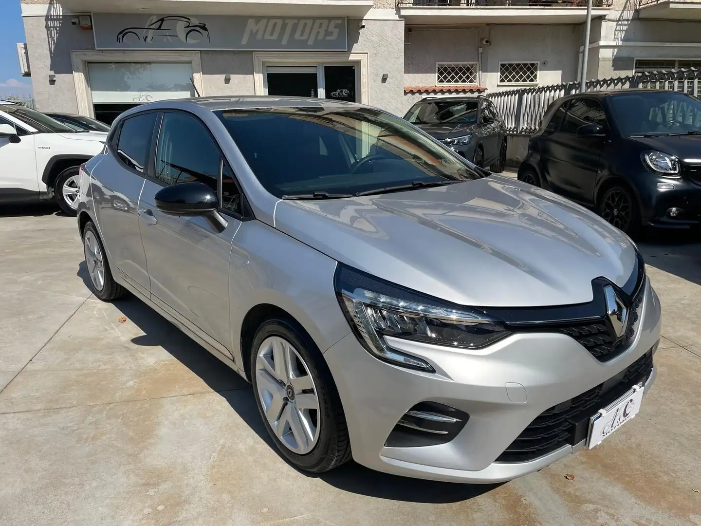 Renault Clio Clio TCe 100 CV GPL 5 Plateado - 1