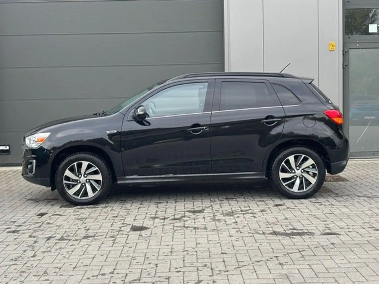 Mitsubishi ASX ASX 1.6 2WD Zwart - 2