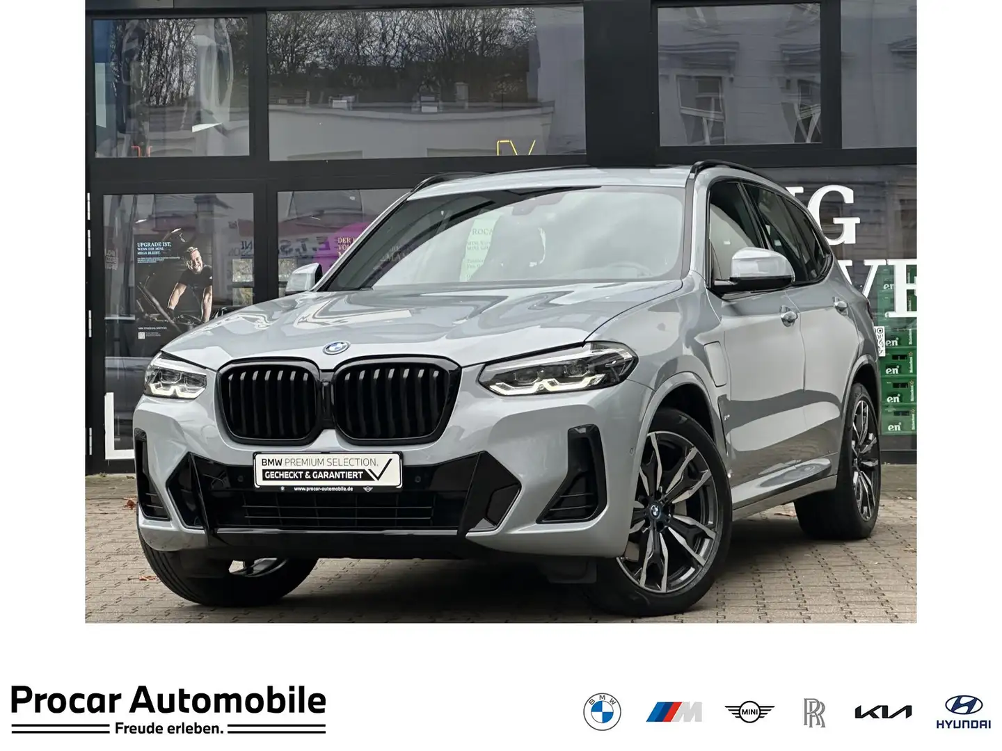 BMW X3 xDrive30e M Sport LED DA PA RFK Pano HuD 20"LM Grau - 1