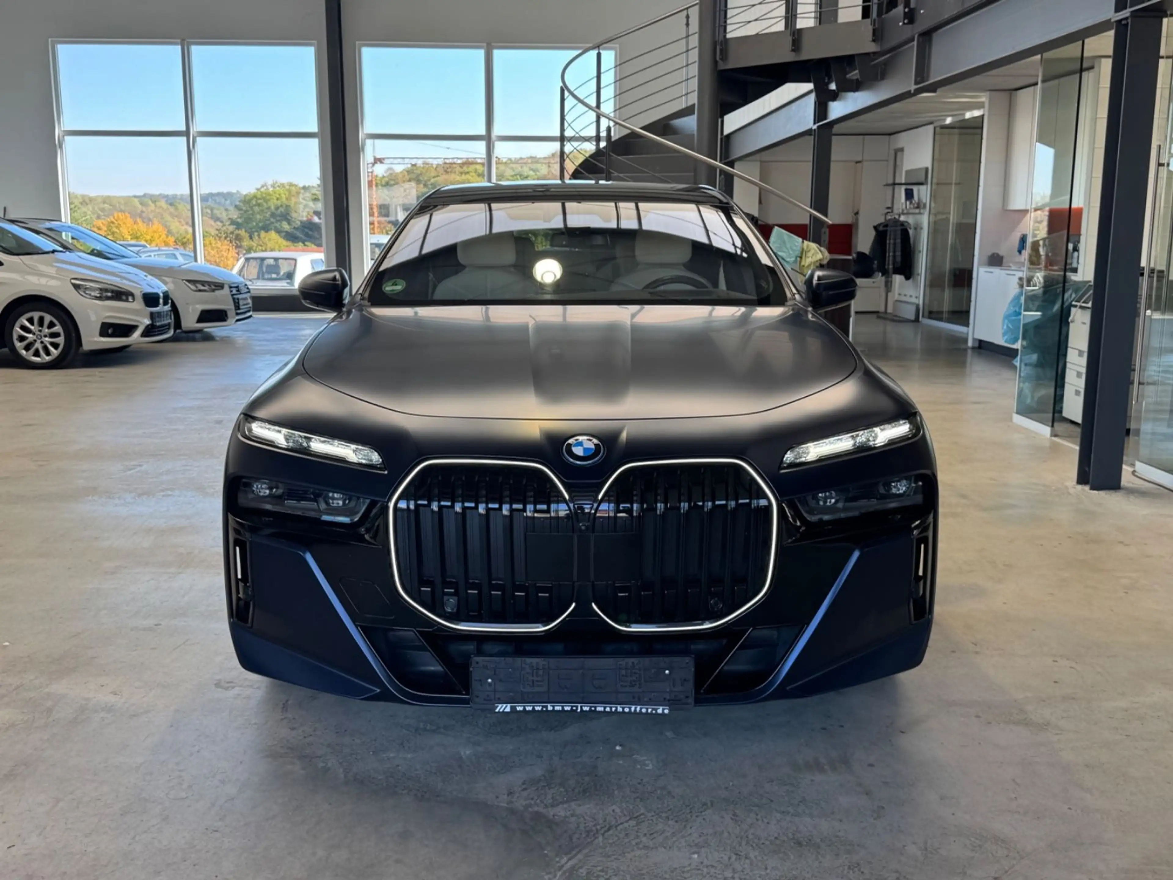 BMW 750 e xDrive MSportPro Individual TV+B&W +Lounge — photo 8