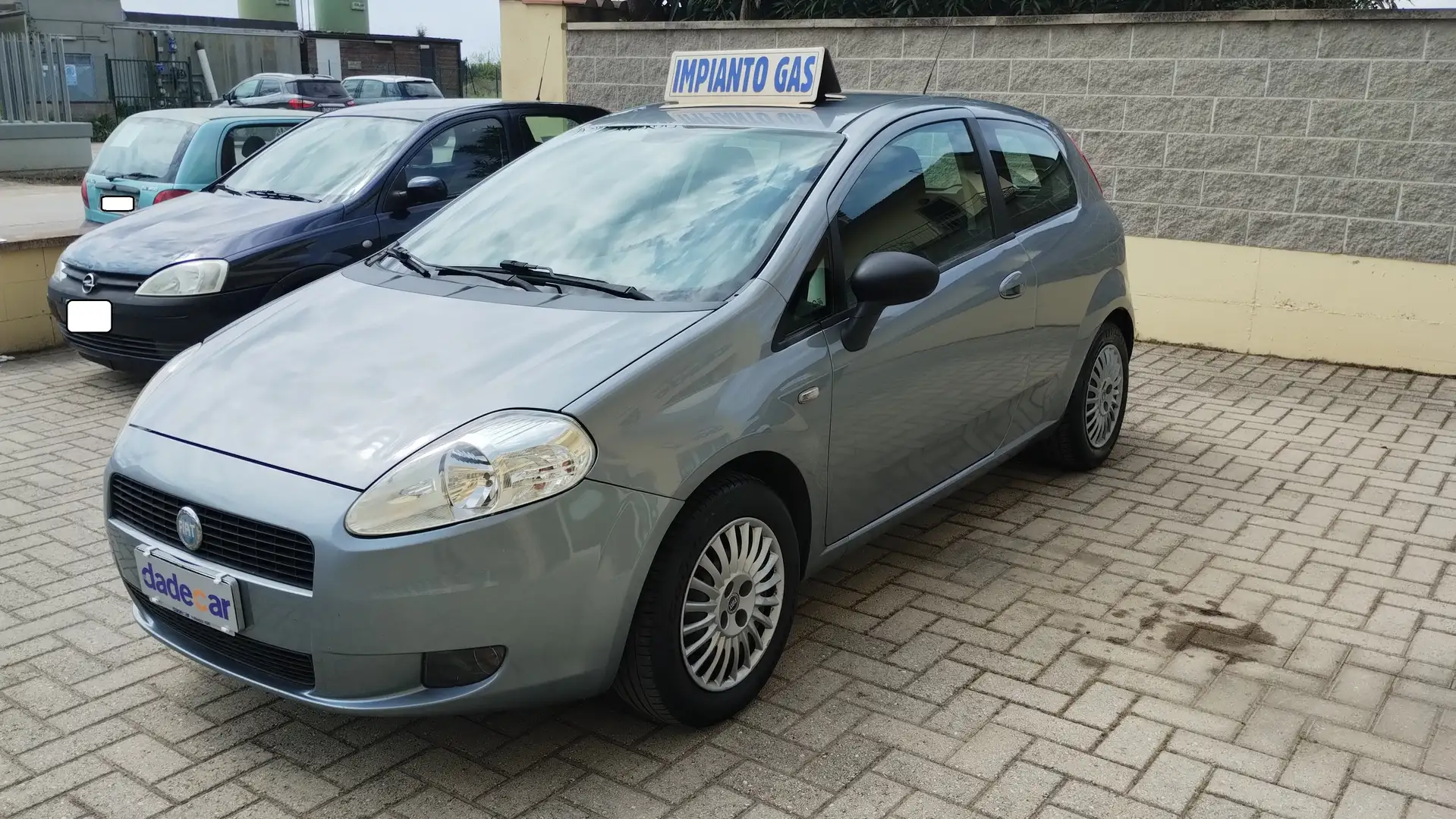 Fiat Grande Punto 1.2 DYNAMIC 65 CV GPL OK NEOPATENTATI Grigio - 1