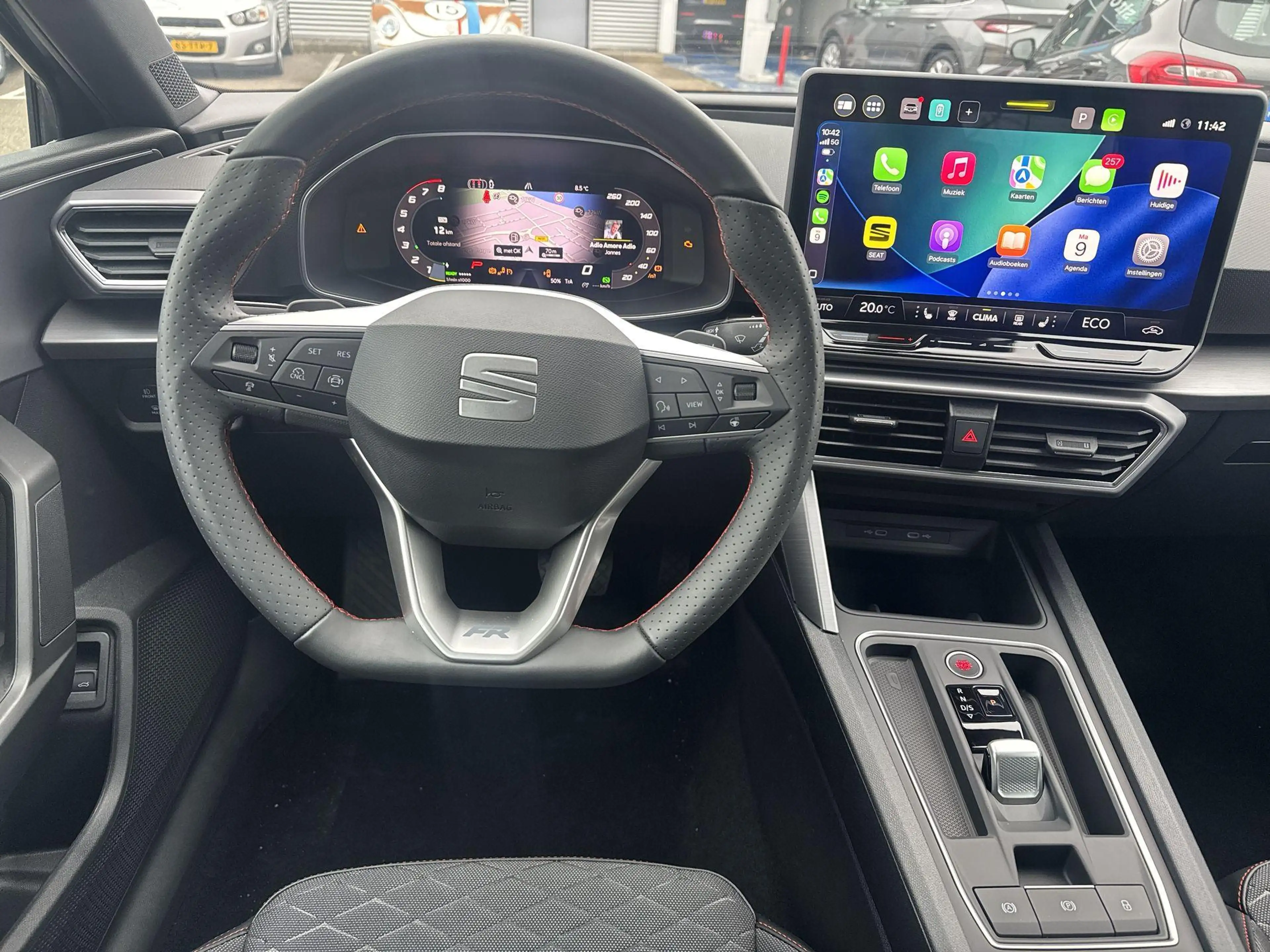 SEAT Leon e-Hybrid Sportstourer FR Business 1.5 TSI eHybrid 150 kW / — photo 14