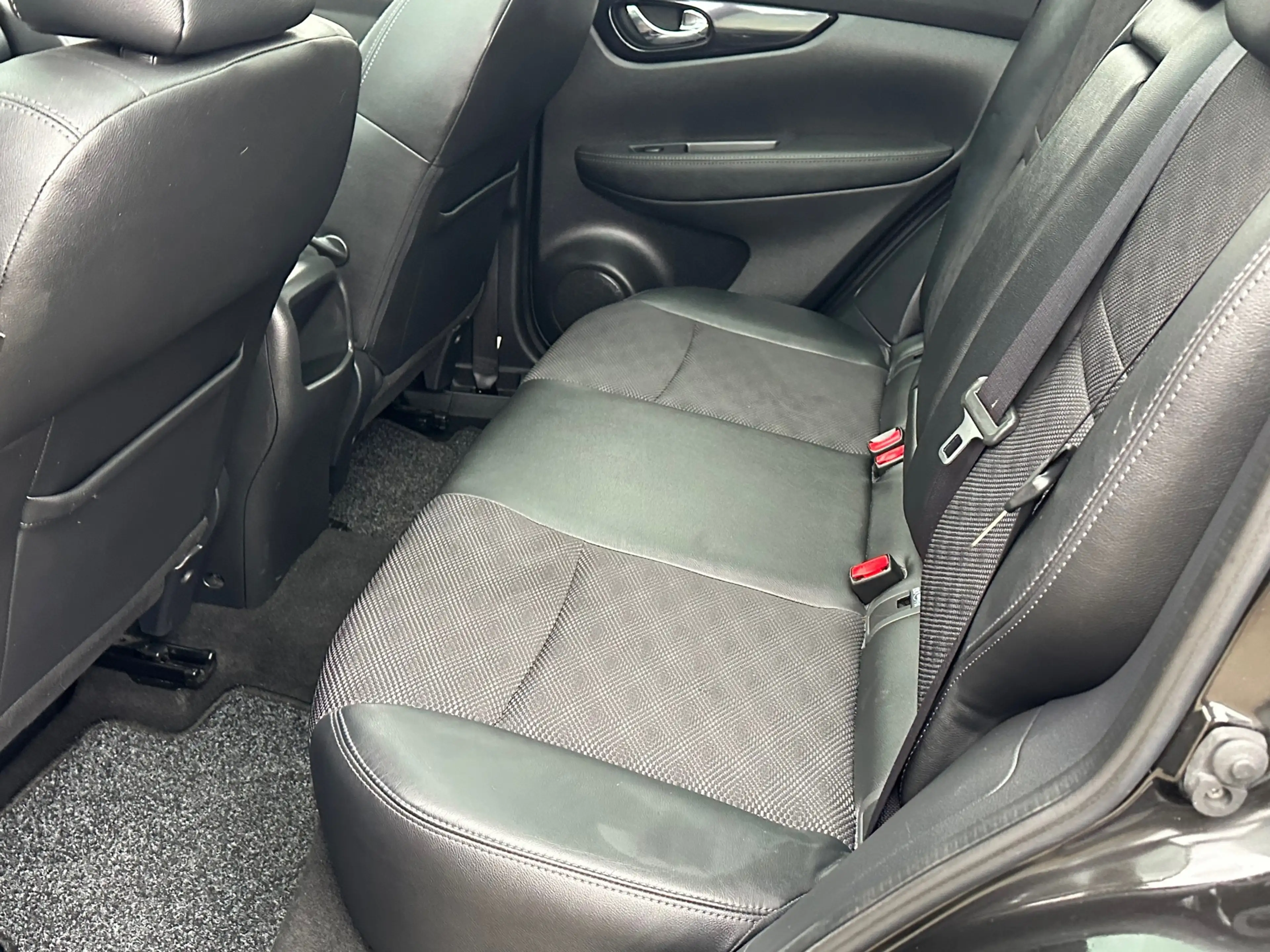 Nissan Qashqai 1.2 Tekna — photo 15