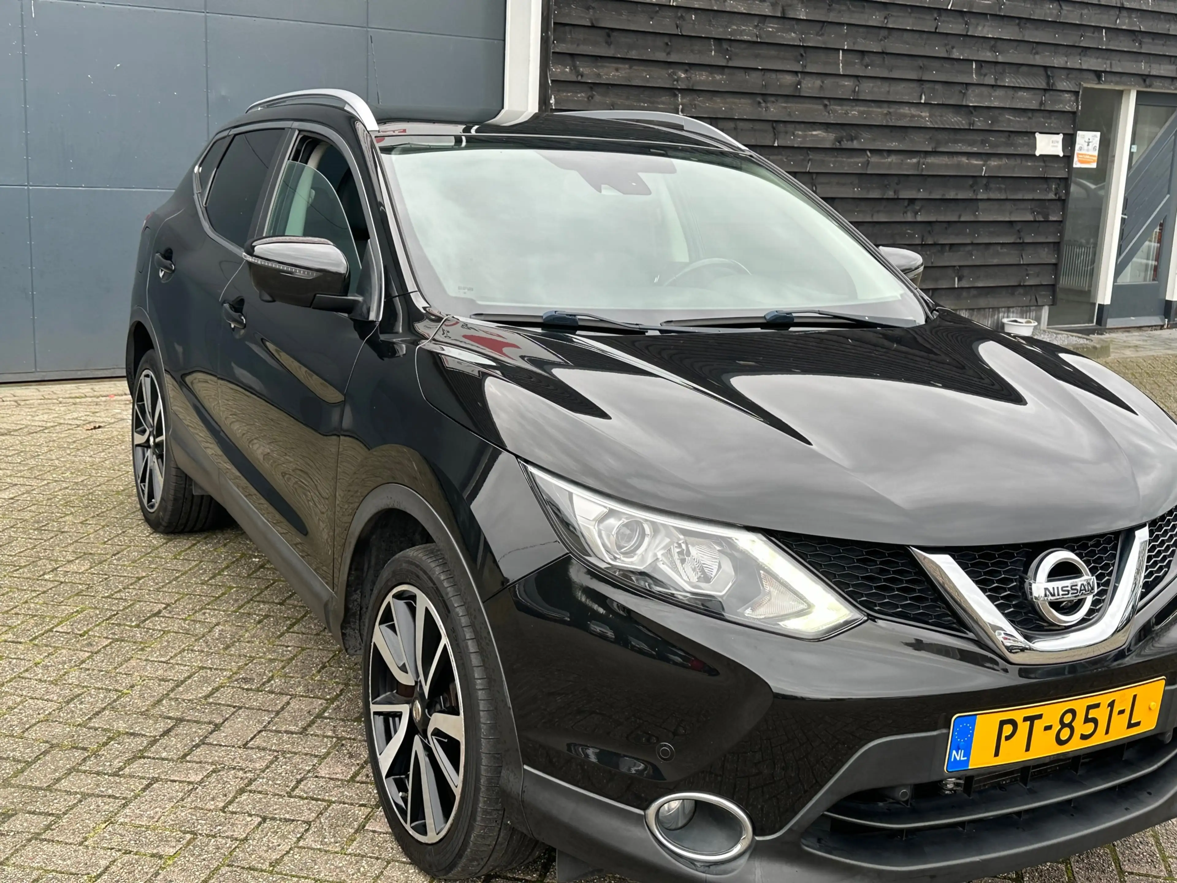 Nissan Qashqai 1.2 Tekna — photo 7
