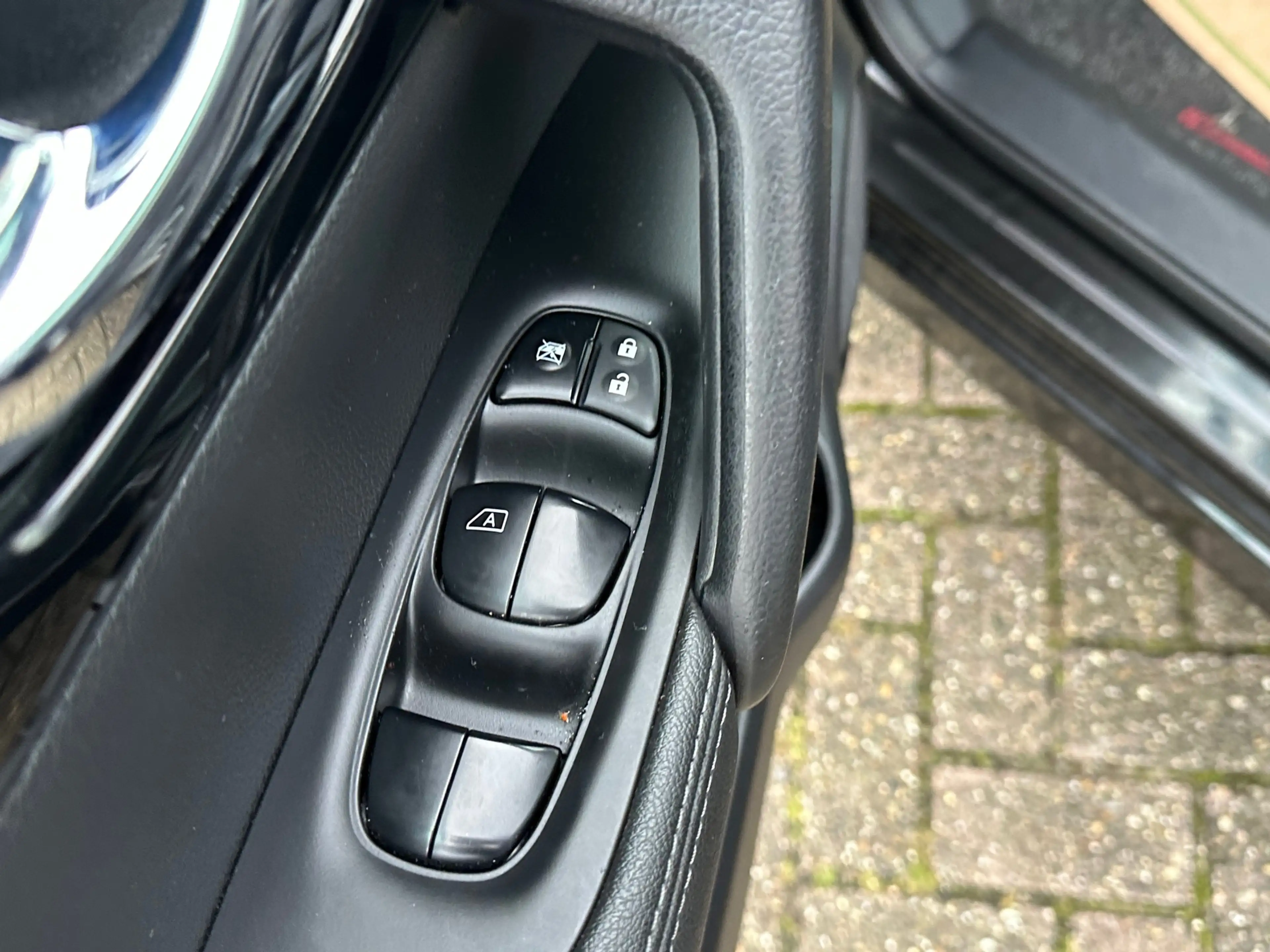 Nissan Qashqai 1.2 Tekna — photo 10