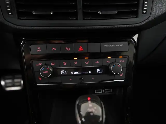 Volkswagen T-Cross view 12