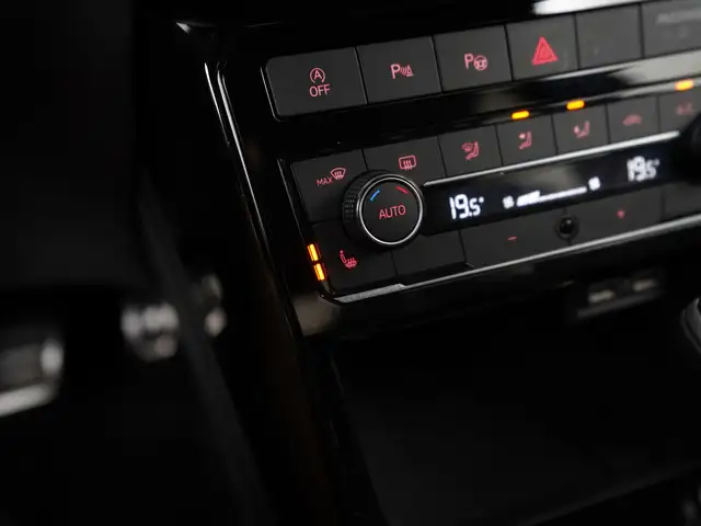 Volkswagen T-Cross view 13