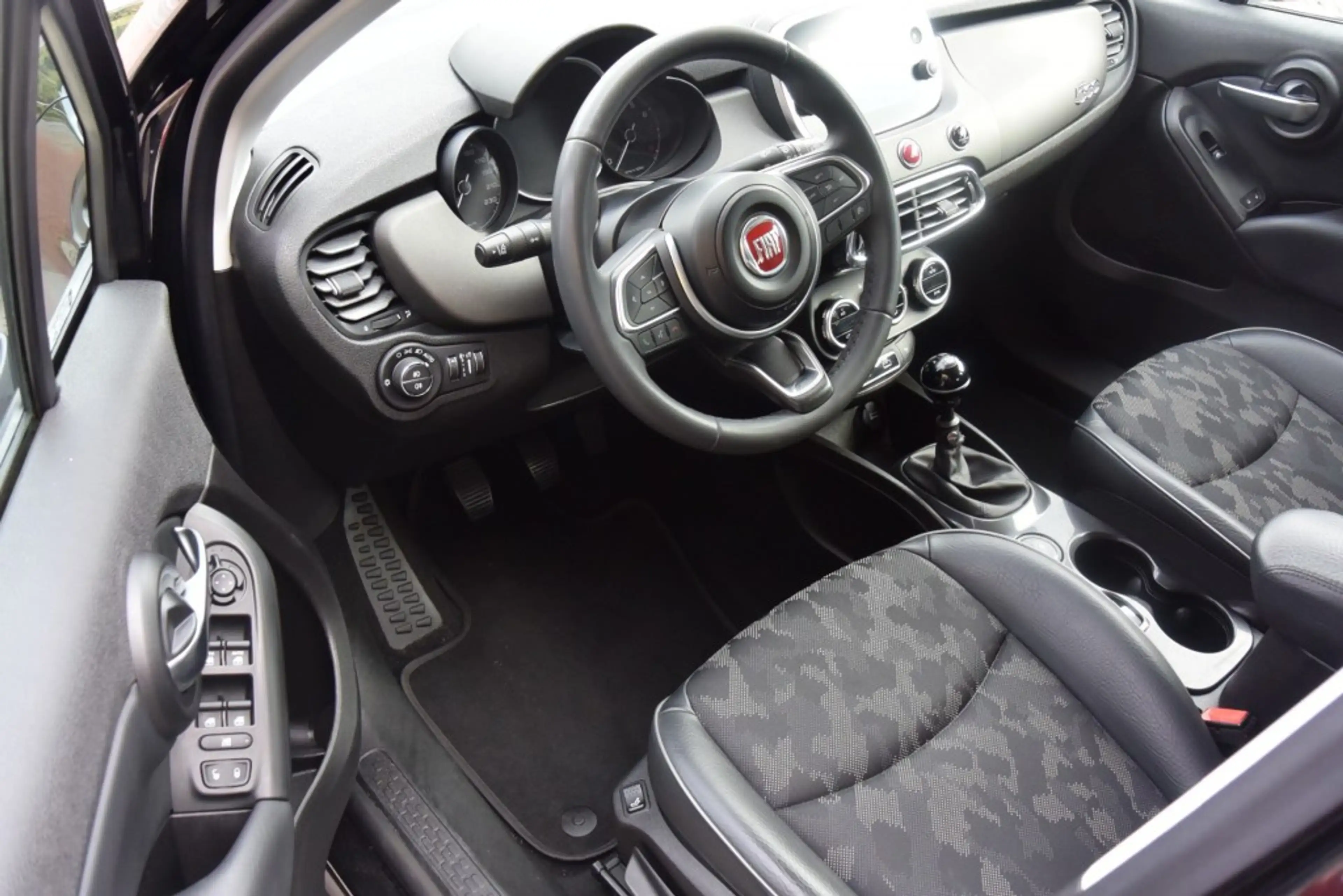 Fiat 500X 1.0 GSE URB. OP. ED. — photo 11
