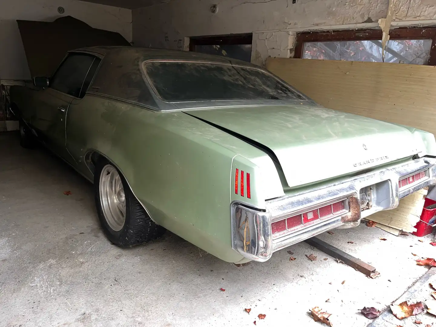 Pontiac Grand-Prix Green - 2