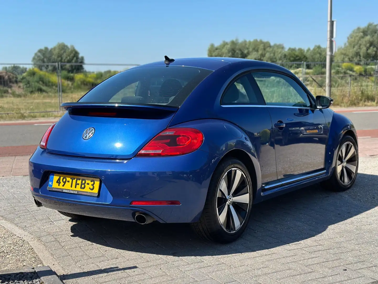 Volkswagen Beetle 2.0 TSI Sport 200pk super nette auto ! Blauw - 2