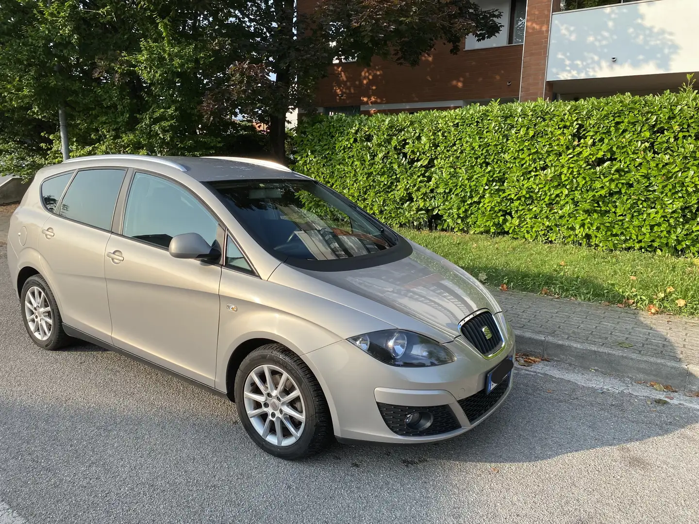 SEAT Altea XL Altea XL 1.6 tdi cr Style Gris - 1