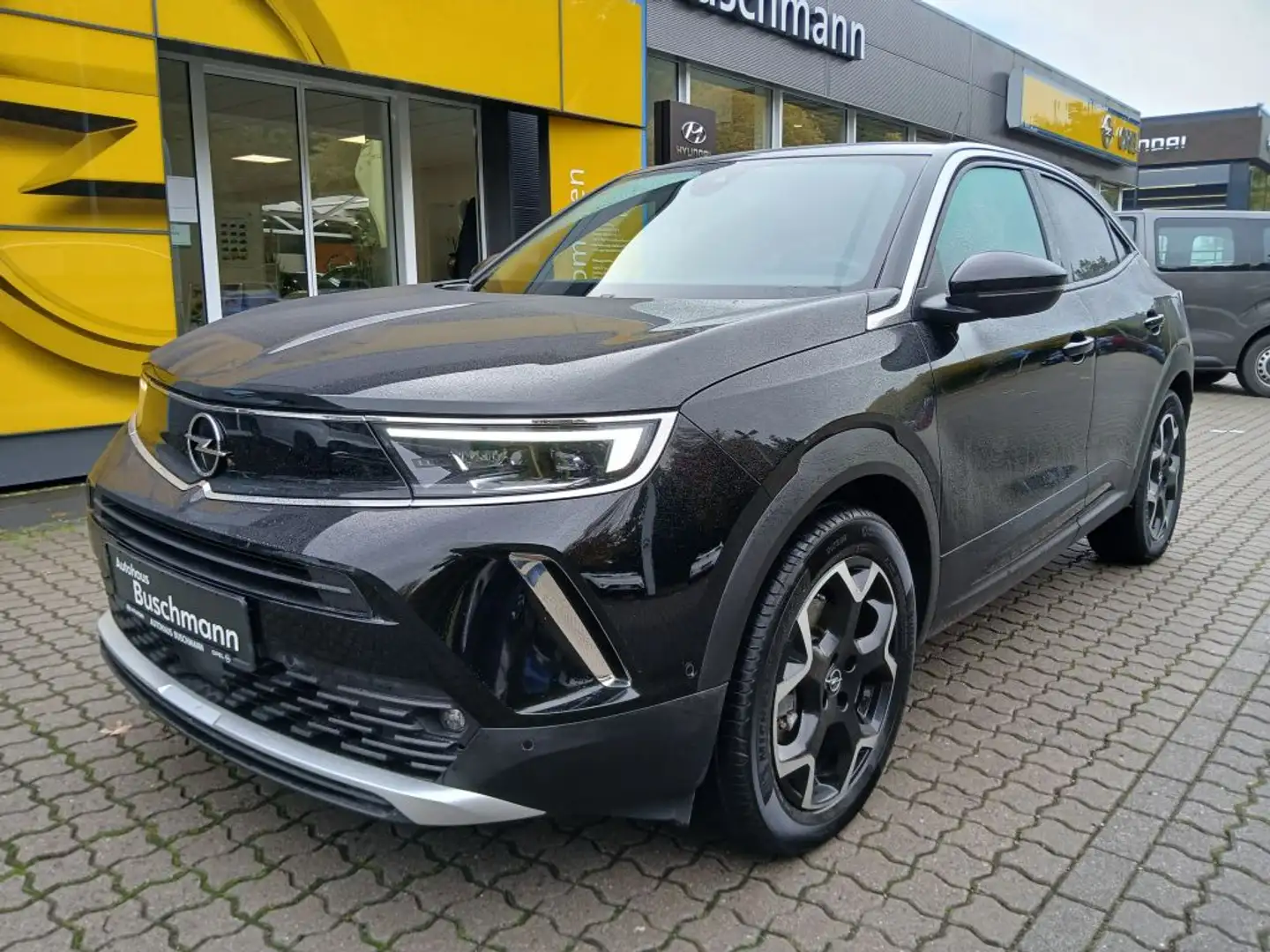 Opel Mokka-E Ultimate +RFK+MULTIMEDIA-NAVI-PRO+ Schwarz - 1