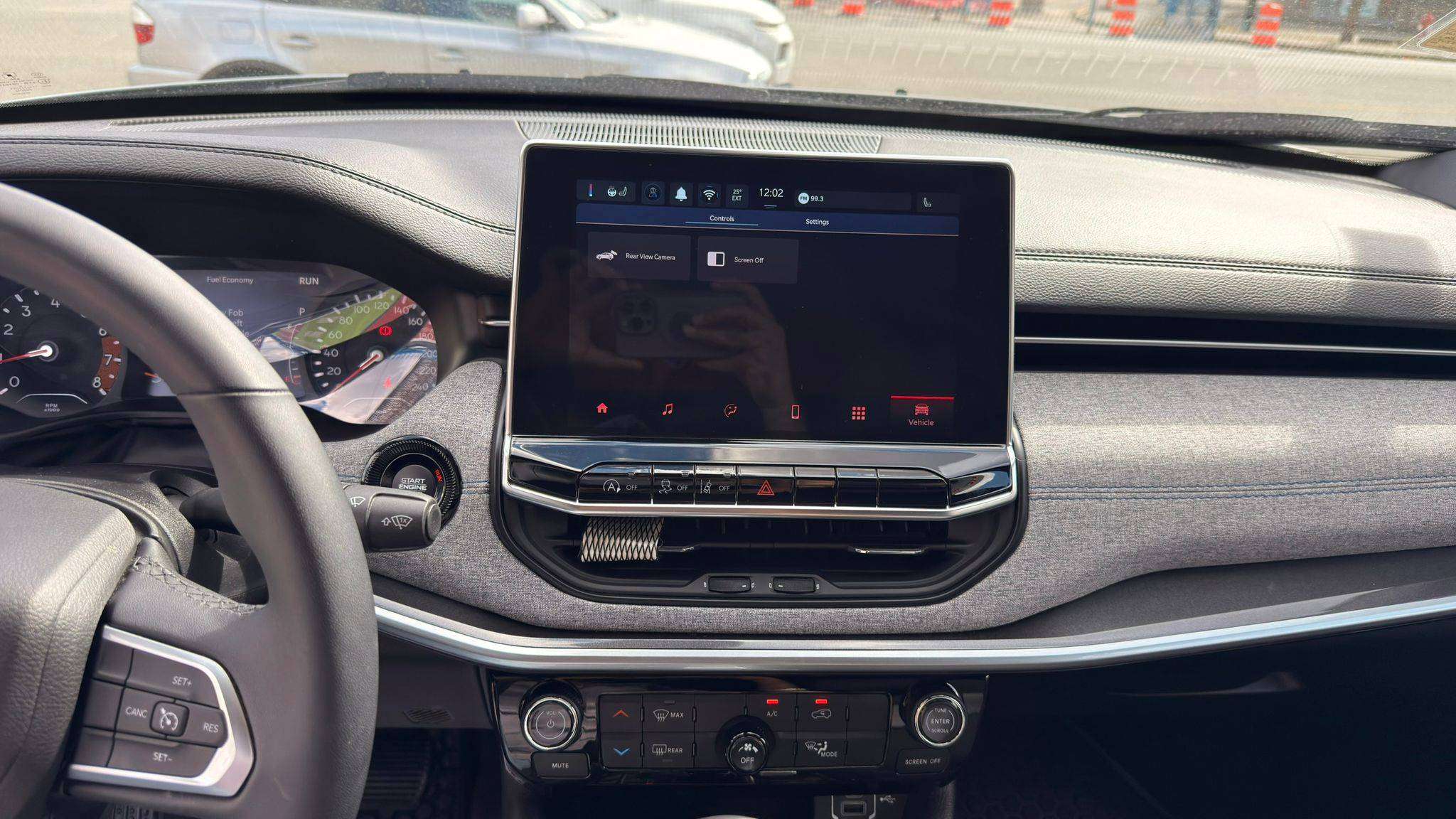 2024 Jeep Compass — view 13