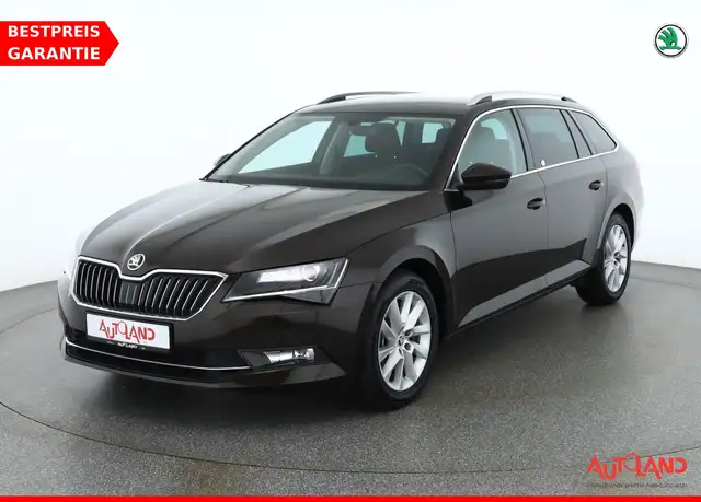Skoda Superb Combi 1.5 TSI DSG Bi Xenon Navi Smartlink