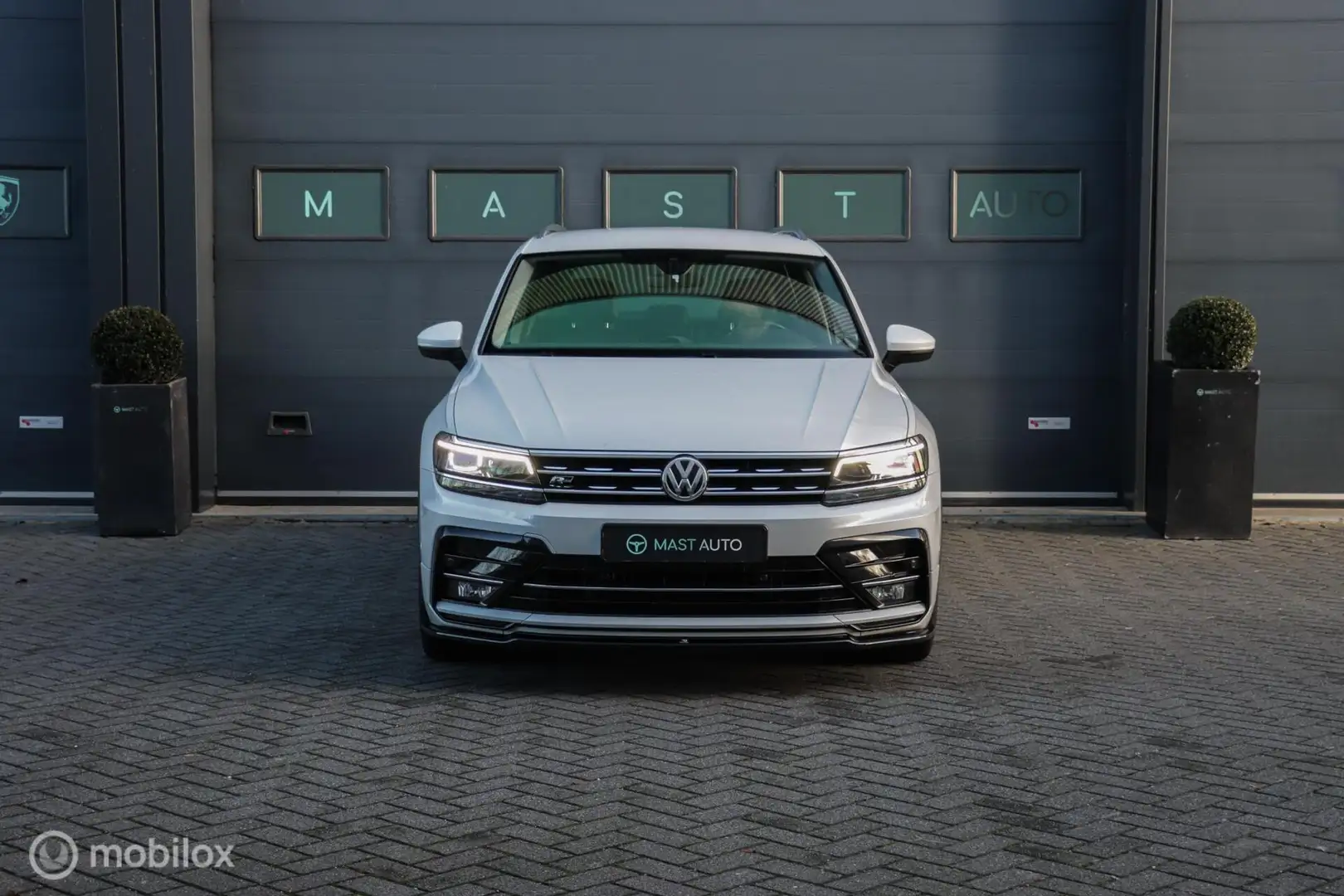 Volkswagen Tiguan 2.0 TSI 4Motion Highline Business R-line|Leder|Cam Weiß - 2