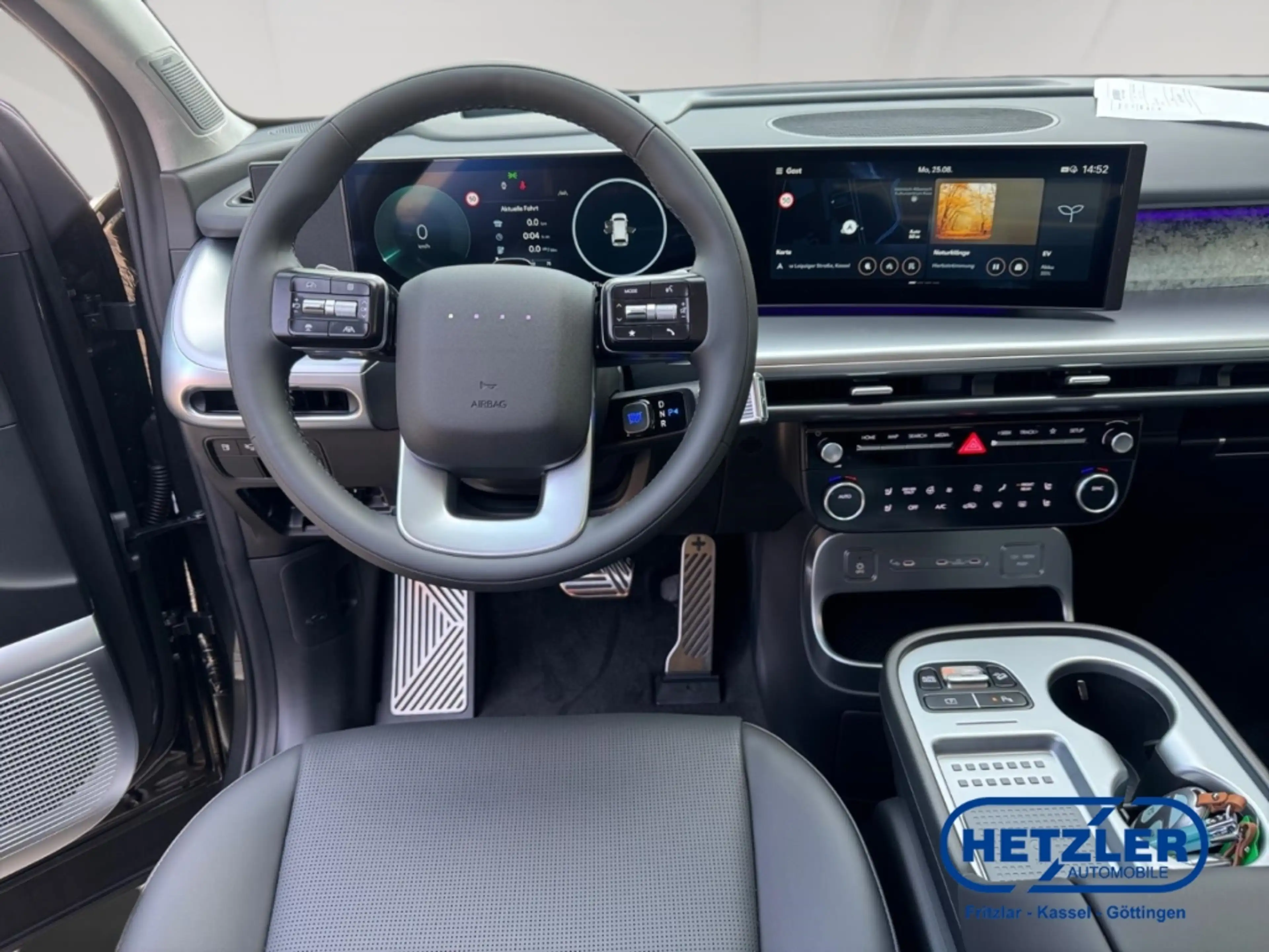 Hyundai IONIQ 9 226 kW 4WD Uniq Elektro 110 kWh HUD Niveau El. Pan — photo 9