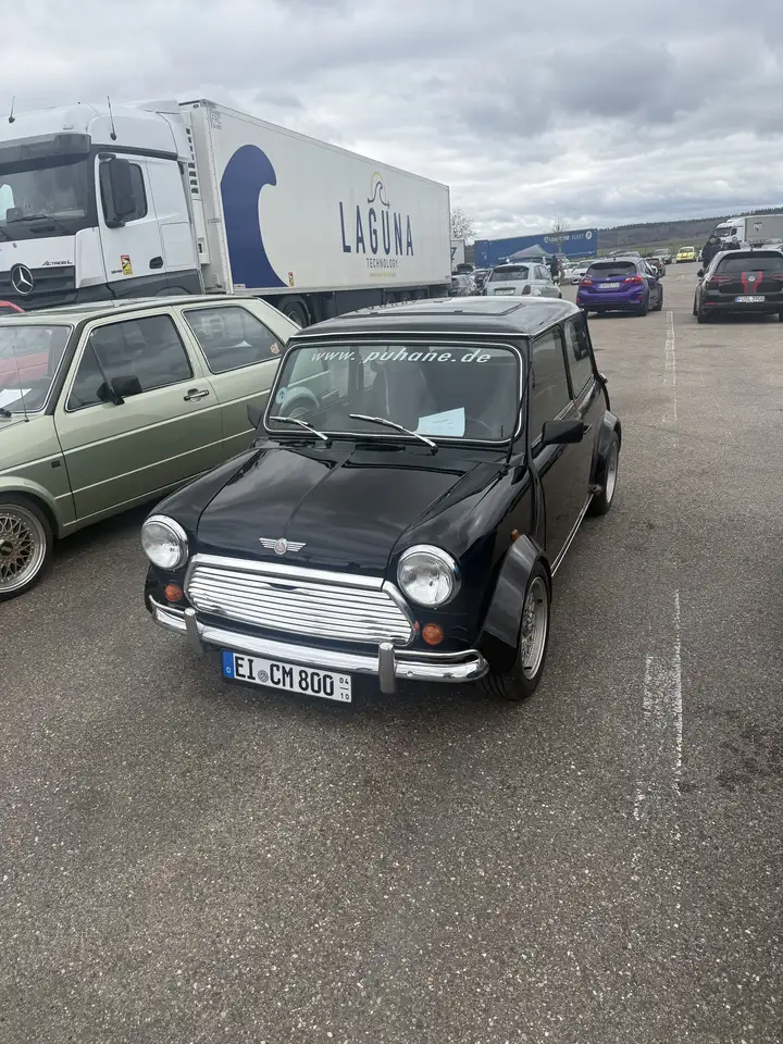 MINI, foto 1