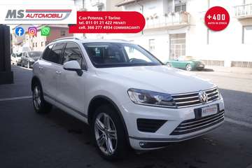 Volkswagen Touareg 3.0 V6 tdi Executive 204cv tiptronic 150KW ANNO 2015