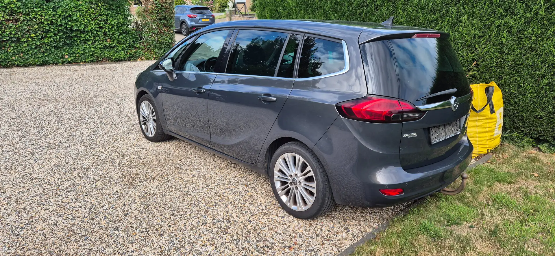 Opel Zafira Tourer Zafira Tourer 1.6 CDTI ecoFLEX Start/Stop Edition Grijs - 2
