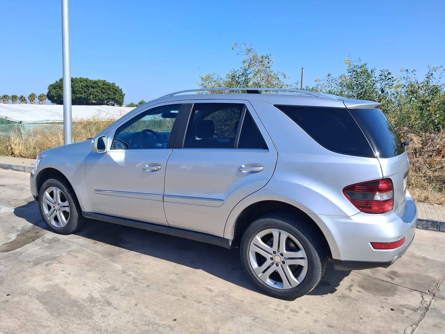 Mercedes-Benz ML 320 ML 320CDI 4M Aut. Plateado - 1