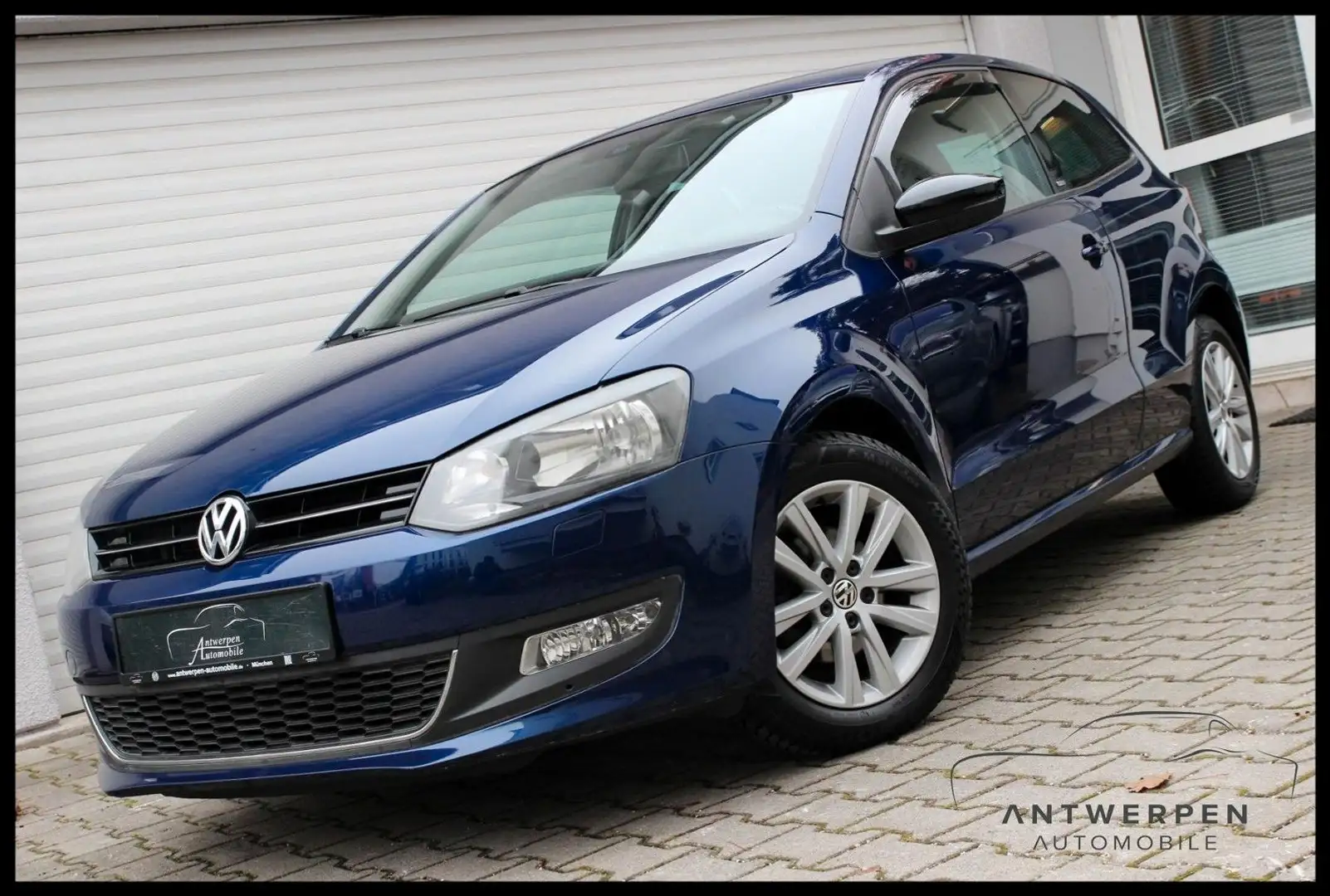 Volkswagen Polo *V*Style*Automatik*PDC*Klimaauto*Alcantara* Blau - 1