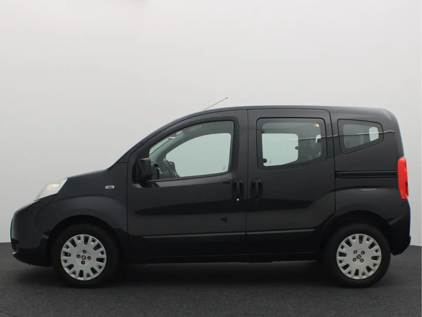 Fiat Qubo 1.4 Dynamic AIRCO / ELEK RAMEN / RADIO / BLUETOOTH Noir - 2