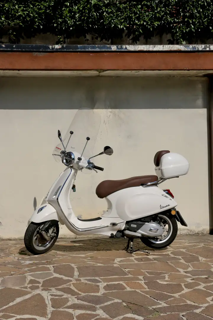 Piaggio Primavera vespa 150 abs Bianco - 1