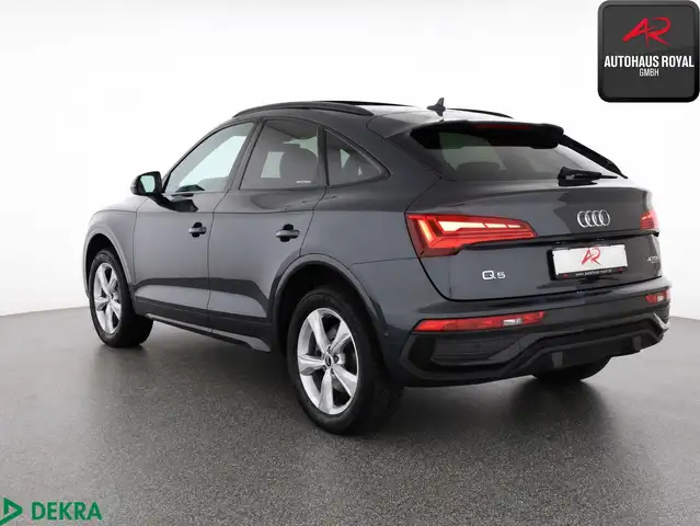 Audi Q5 view 2