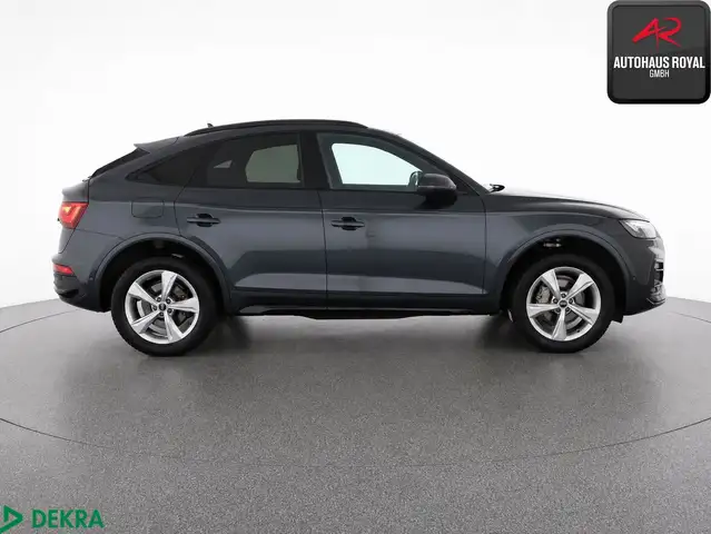 Audi Q5 view 5