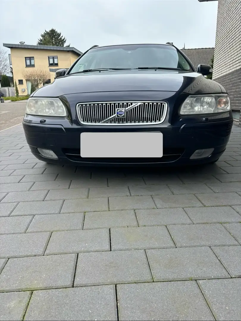 Volvo V70 2.4 D DPF Aut. Momentum Kék - 1