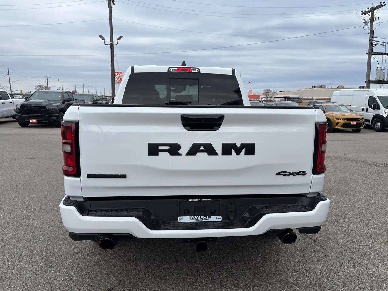 RAM 1500 снимка RAM 1500