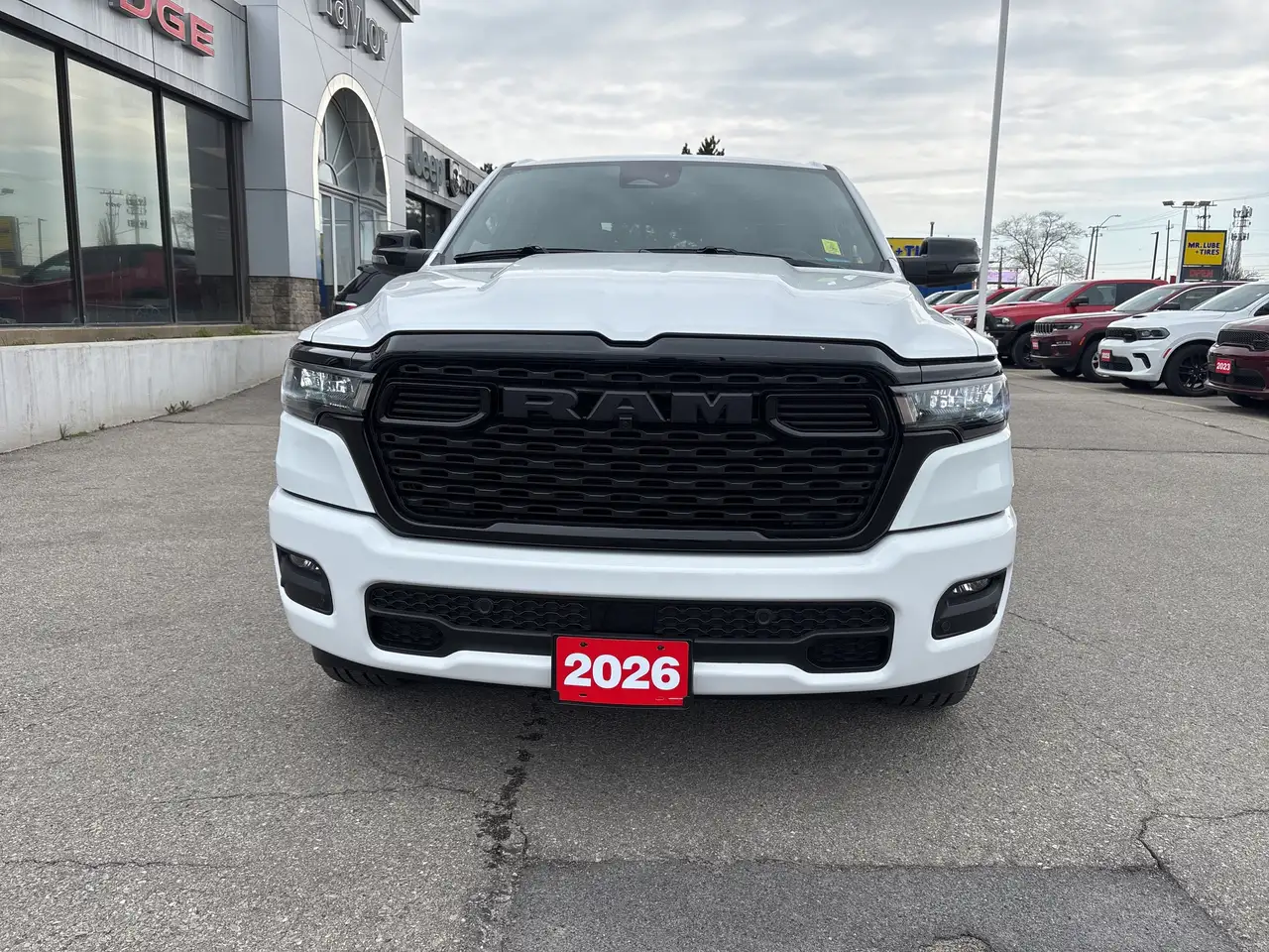 RAM 1500 снимка RAM 1500