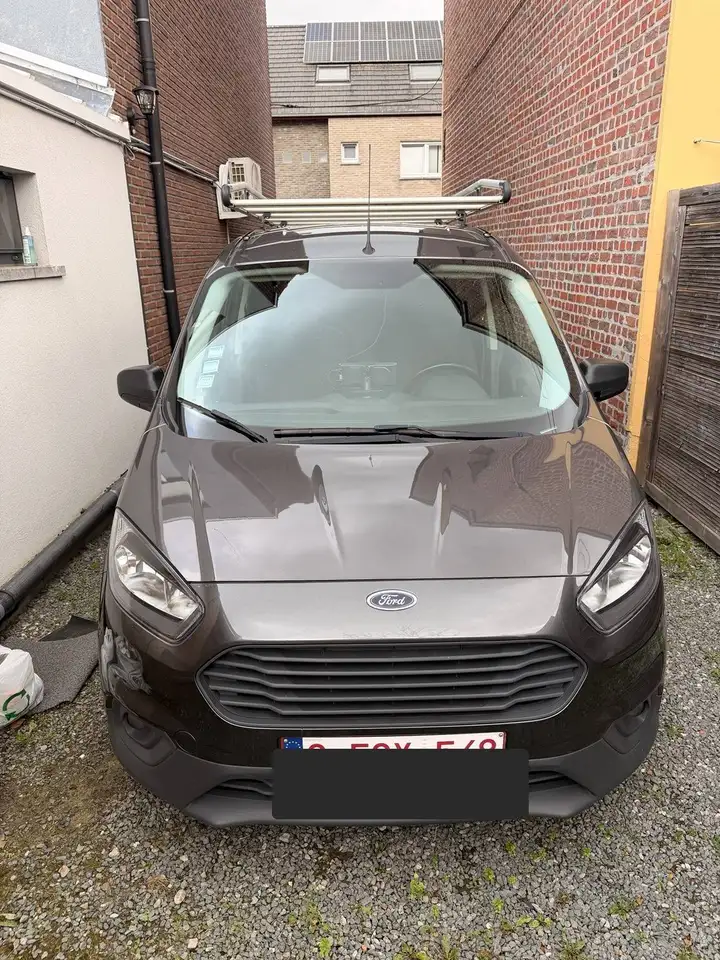 Ford Transit Courier