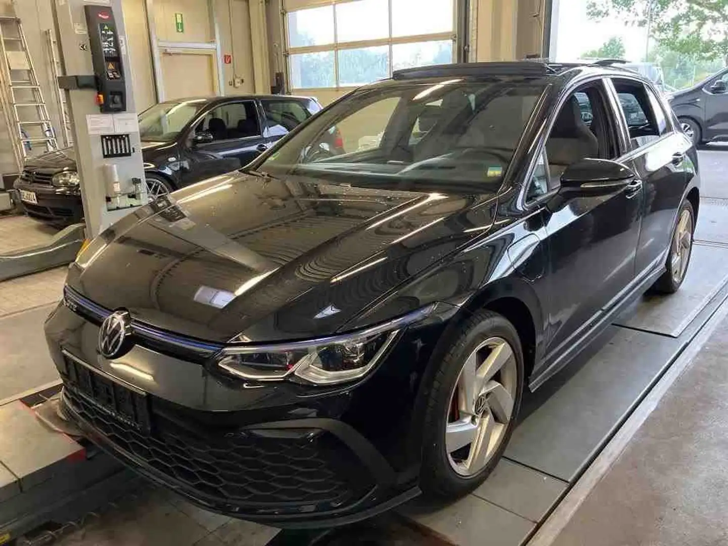 Volkswagen Golf GTE 1.4 TSI eHybrid DSG | LED AHK RFK ACC Schwarz - 2