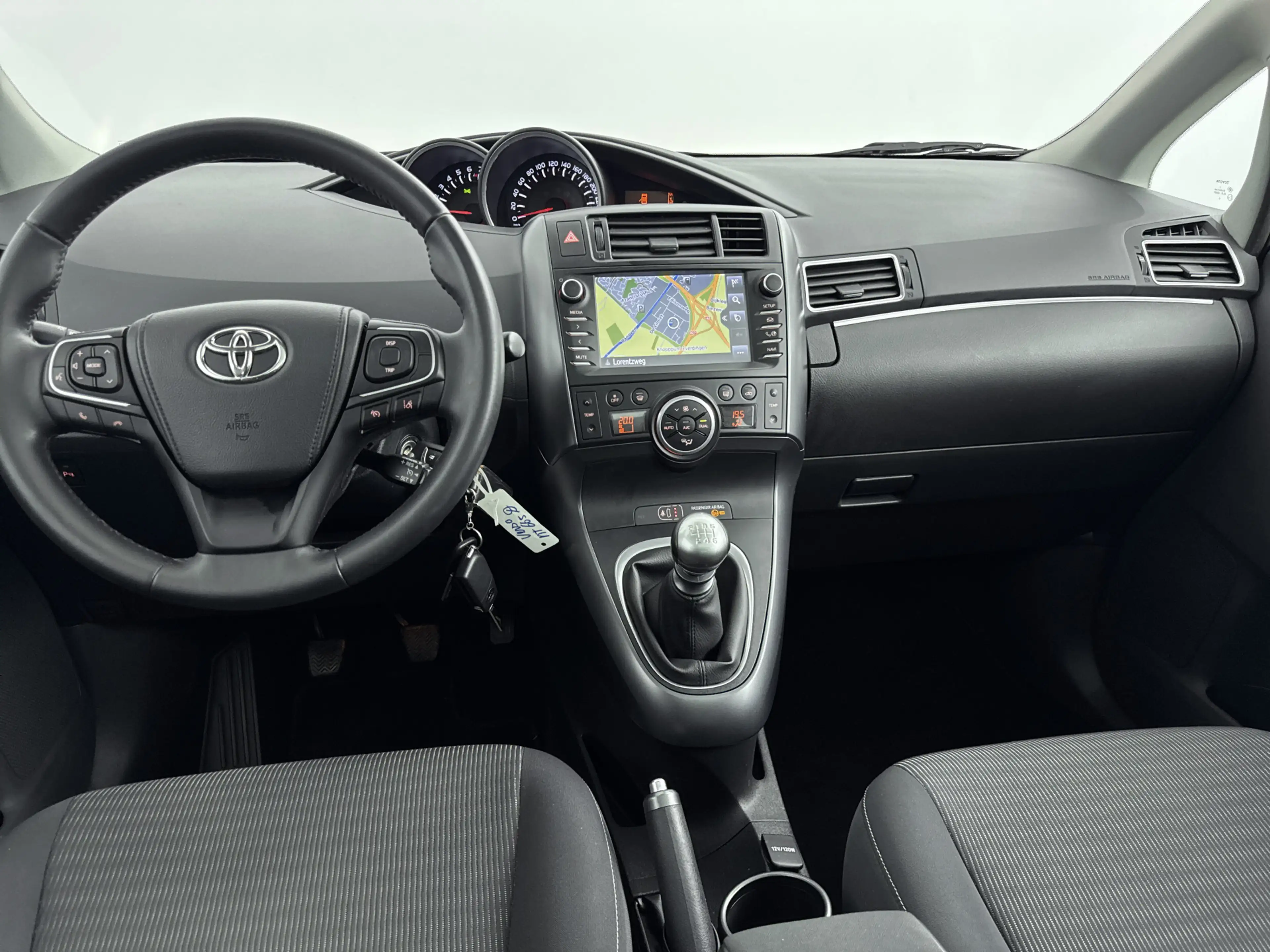Toyota Verso 1.6 VVT-i Dynamic | Parkeersensoren V+A | Pano Dak — photo 6