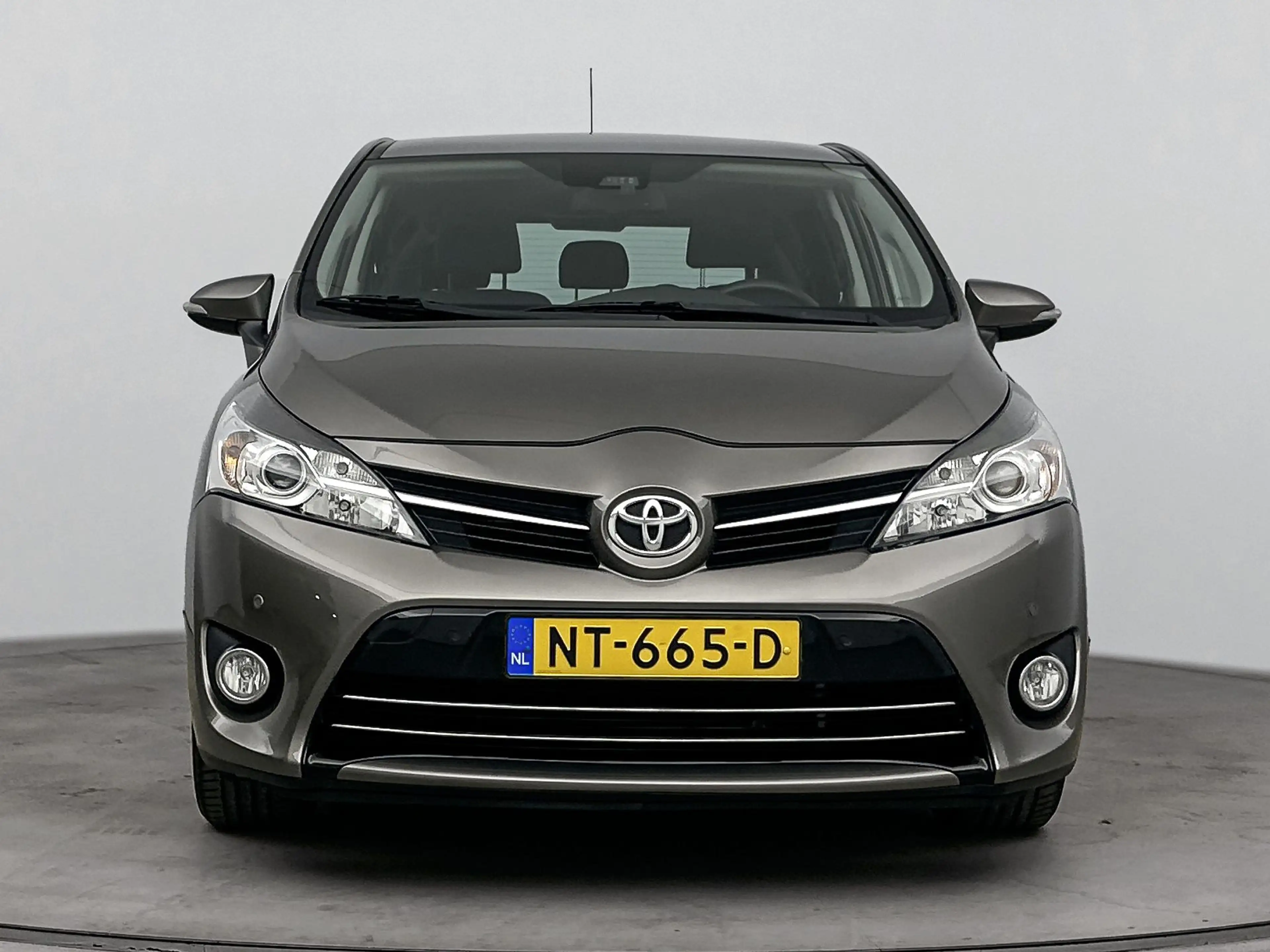 Toyota Verso 1.6 VVT-i Dynamic | Parkeersensoren V+A | Pano Dak — photo 11