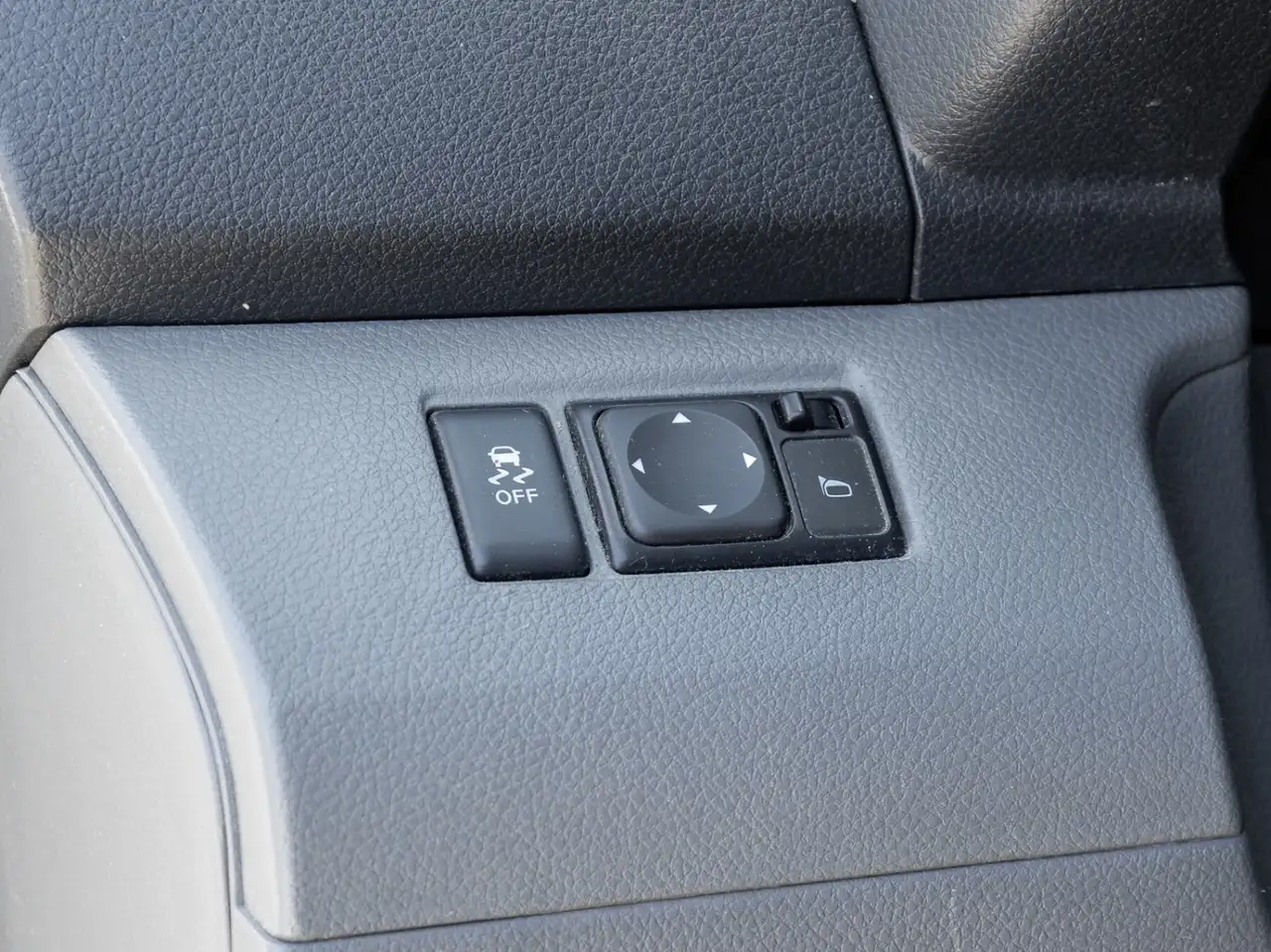 Nissan NV200 снимка Nissan NV200