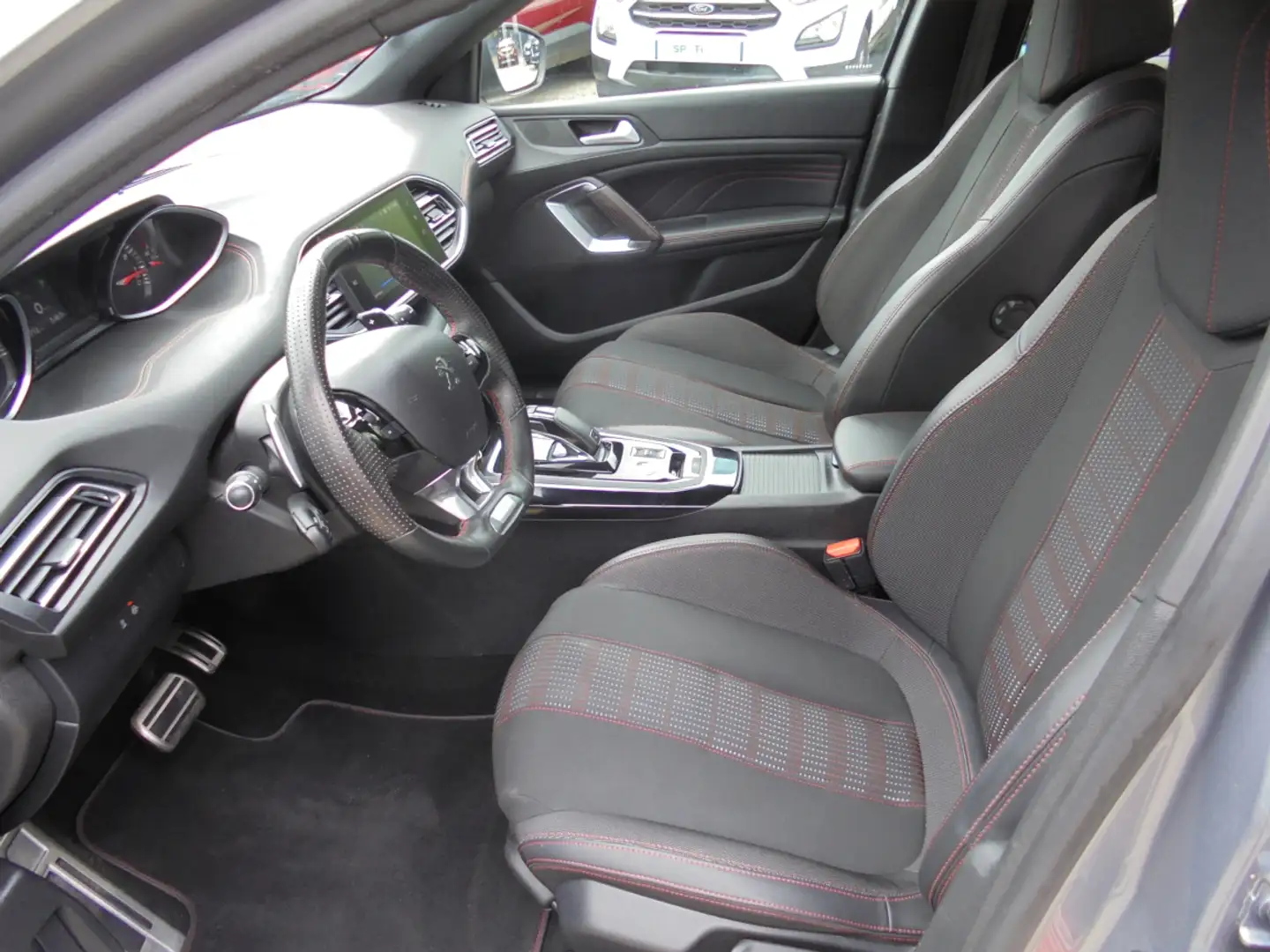 Peugeot 308 130ch EAT8 GT Line - 2