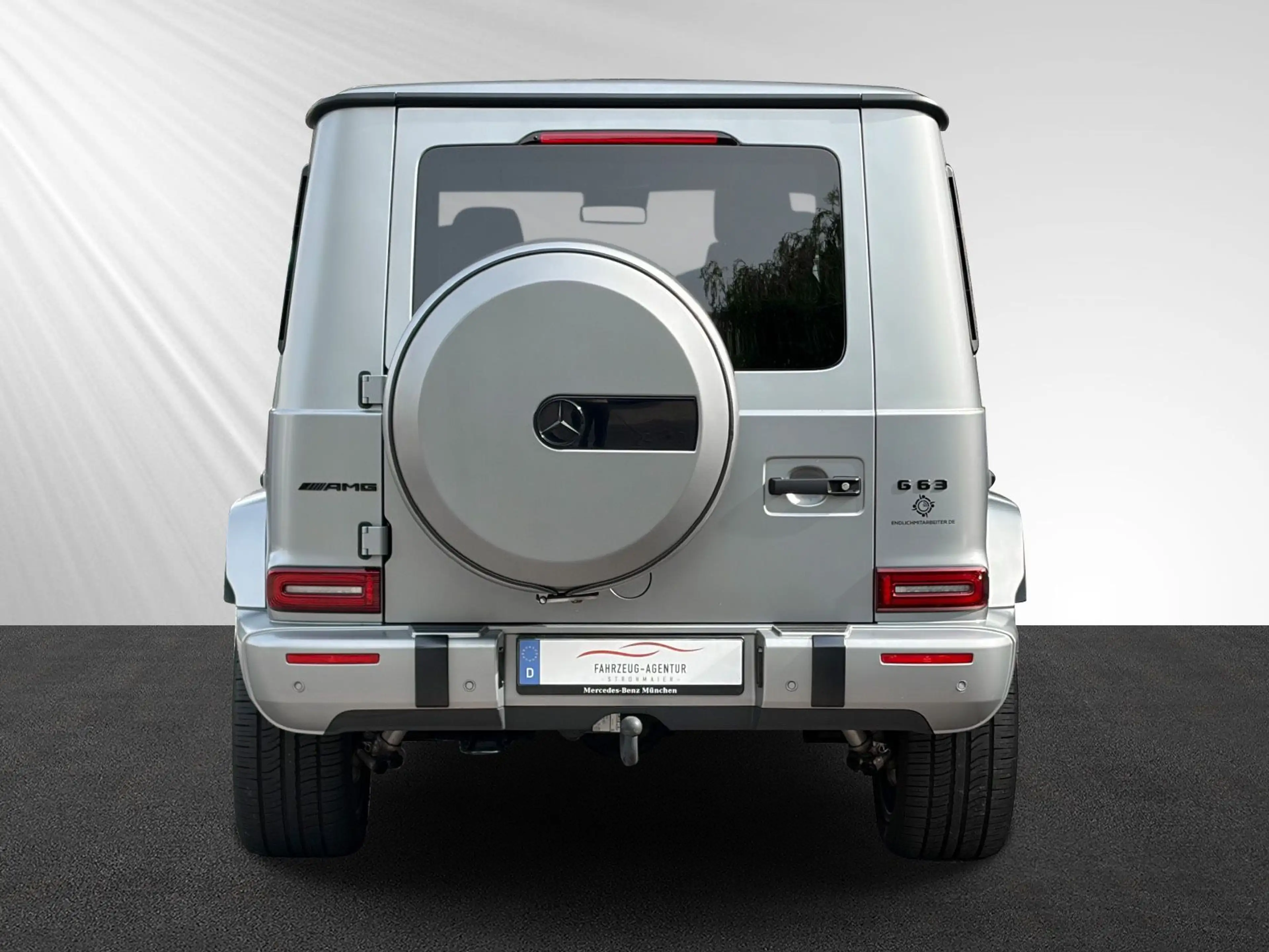 Mercedes-Benz G 63 AMG /BRD/Designo Magno/Driver´s/Night — photo 5