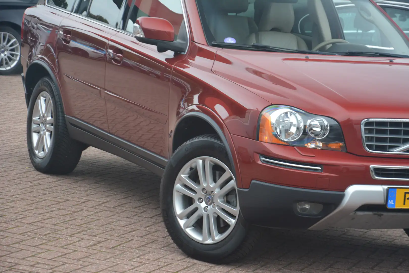 Volvo XC90 3.2 Summum | Clima | Leer | BLIS | Stoelverwarming Rood - 2