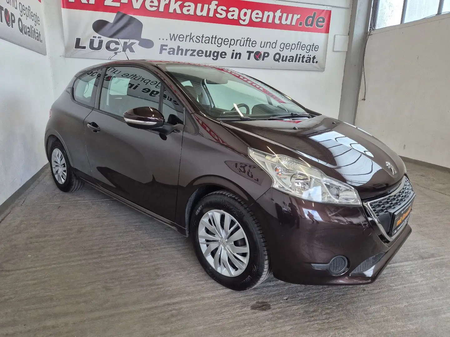 Peugeot 208 Active, inkl. Garantie Braun - 2