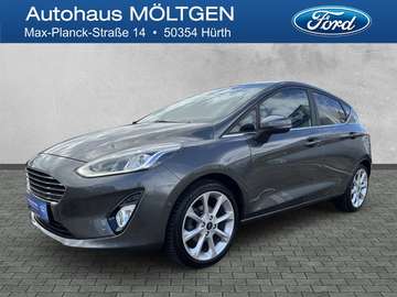 Titanium, AHK, Winter-Paket, getönte Seitenscheibe