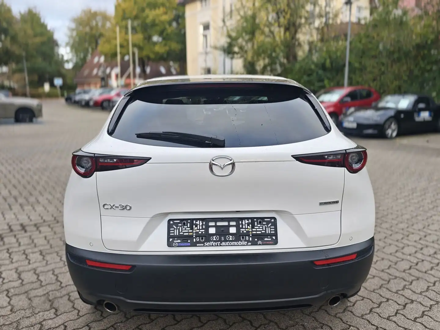 Mazda CX-30 2.5L e-SKYACTIV G 140ps Homura Weiß - 2