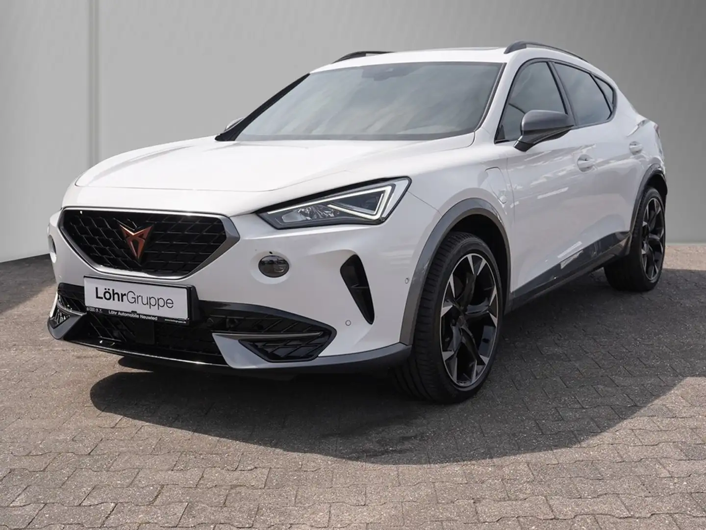CUPRA Formentor VZ e-Hybrid DSG /Navi/LED/AHK/Pano/RFK Weiß - 2