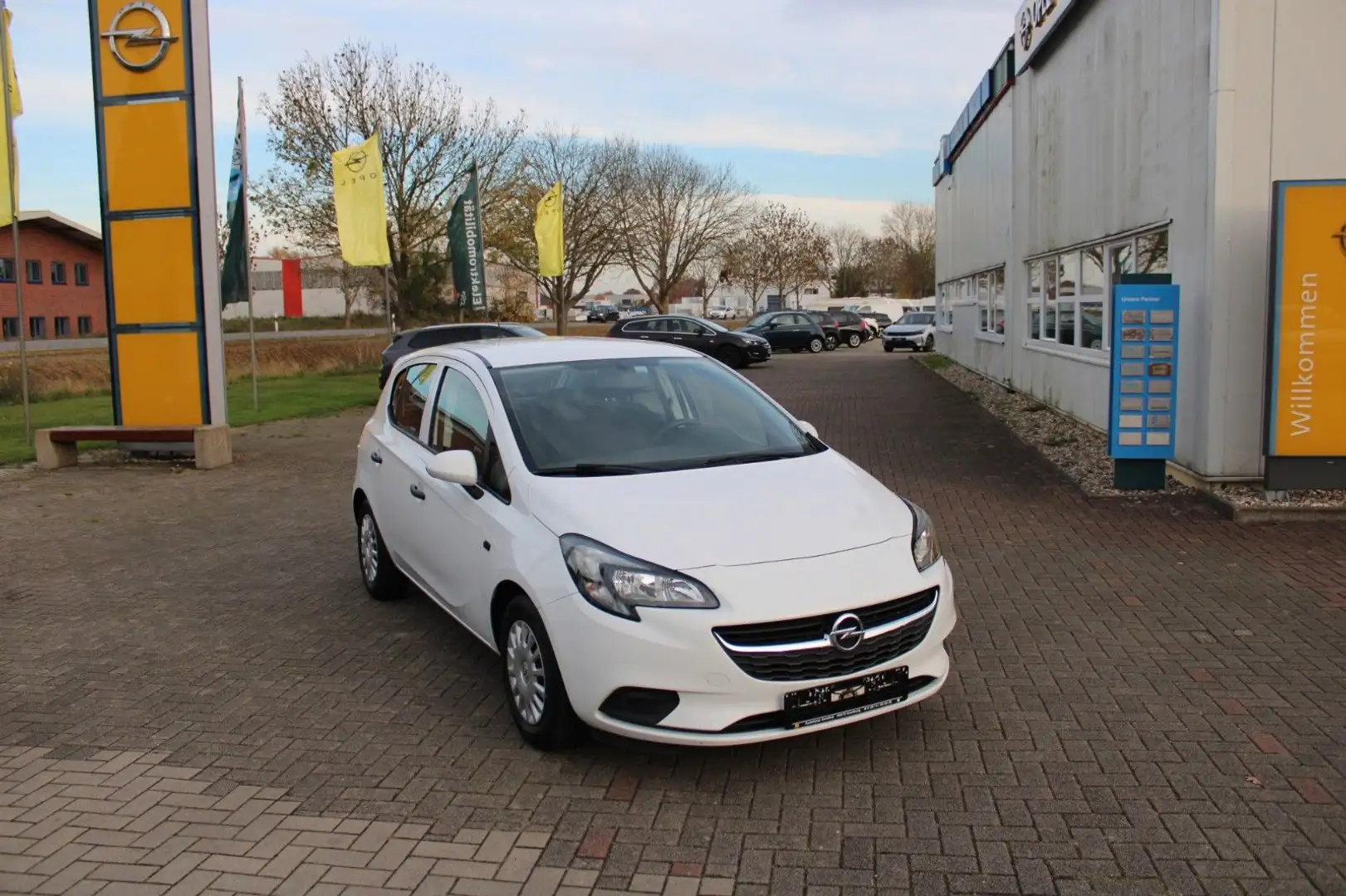 Opel Corsa E Selection Weiß - 2