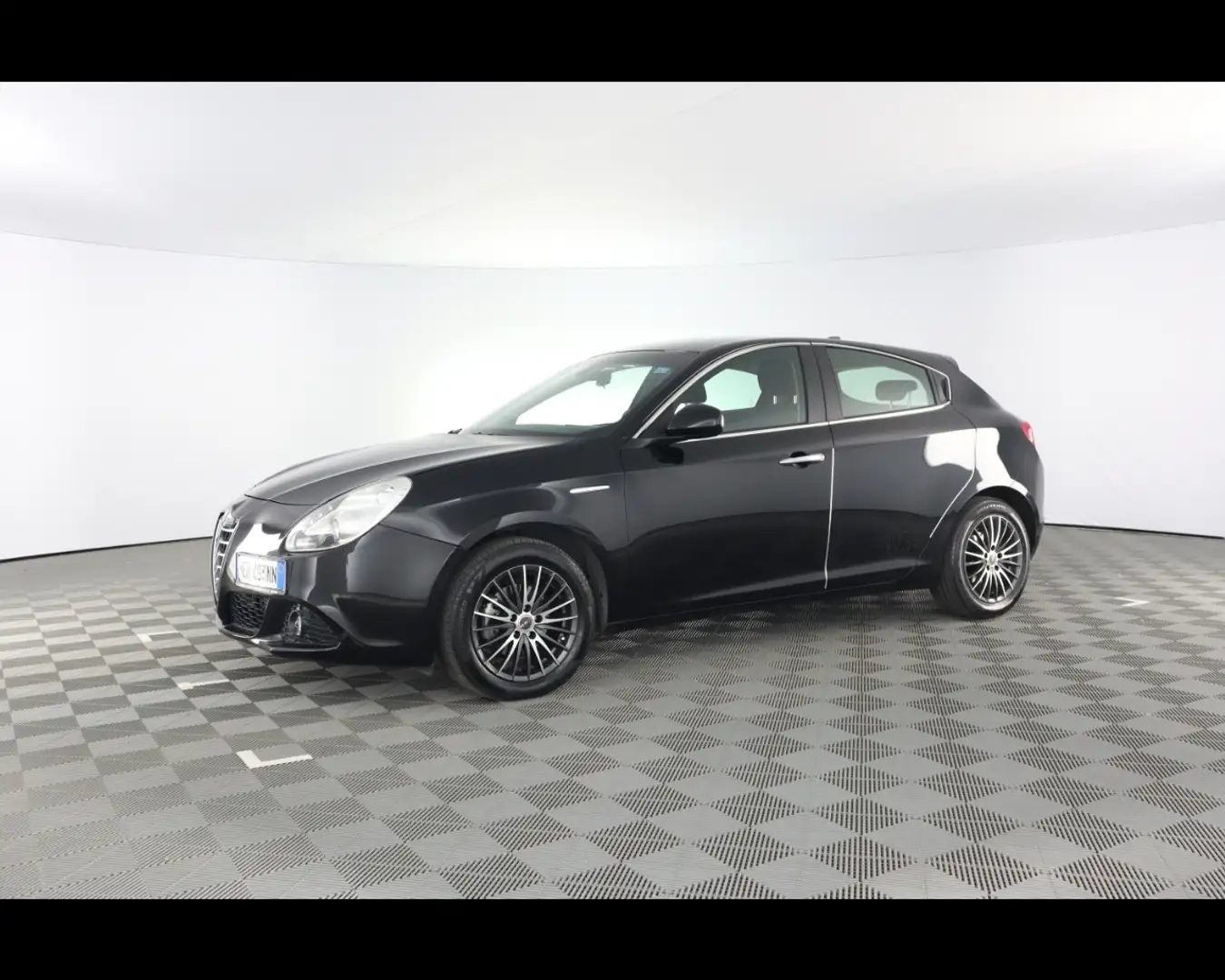 Alfa Romeo Giulietta 1.4 Turbo Distinctive Zwart - 1