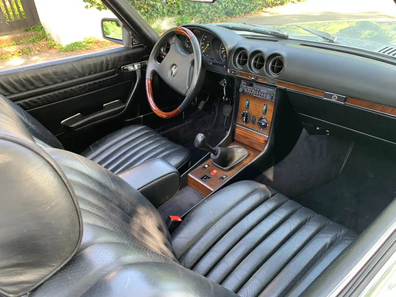 Mercedes-Benz SL 280 (deutsche Ausführung), foto 3