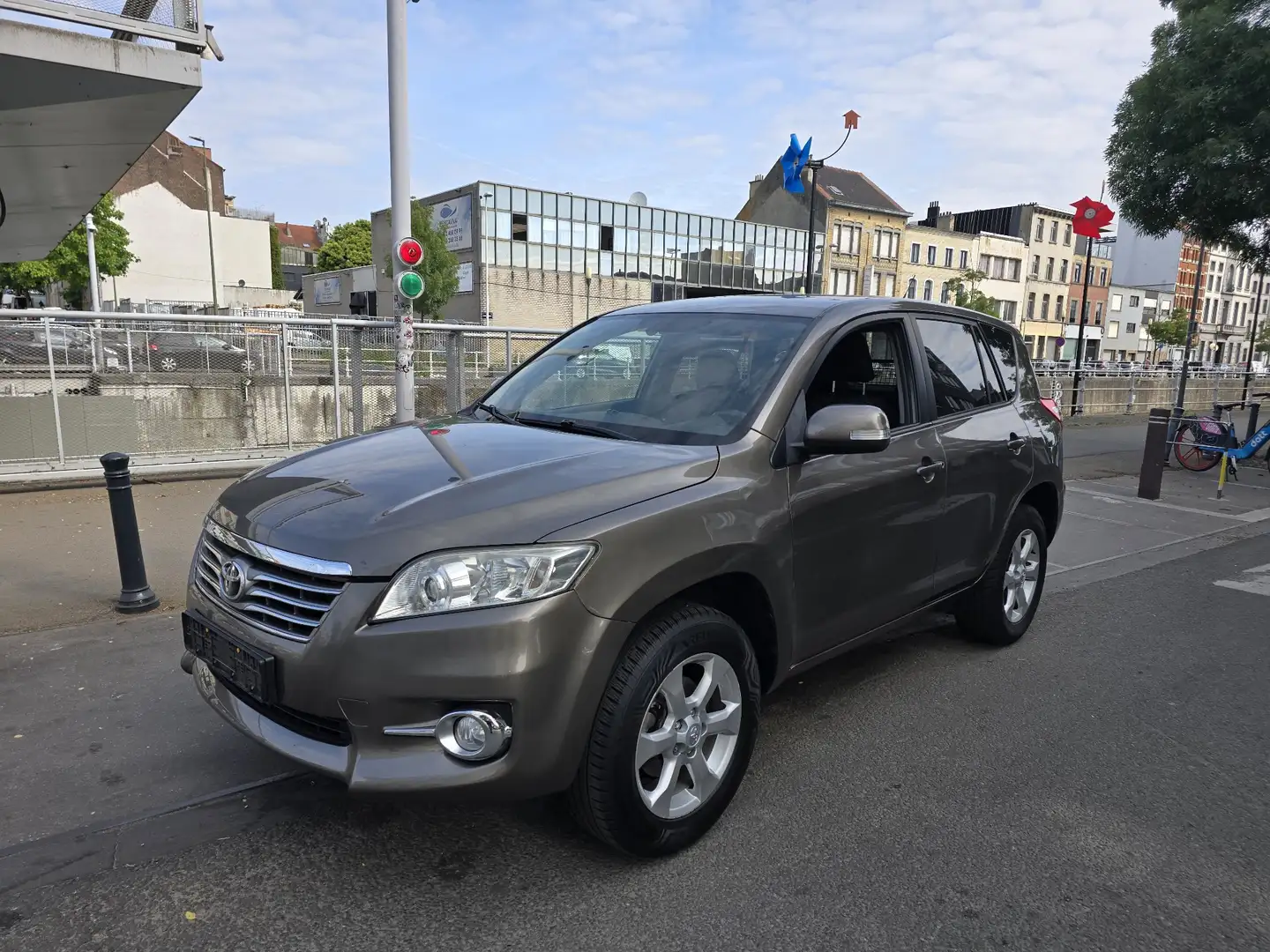 Toyota RAV 4 Rav4 2.0i VVT-i 4x4 VX ((EXPORT AFRICA MERCI)) - 2