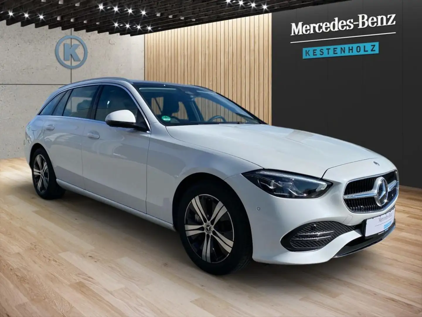 Mercedes-Benz C 300 e T *AVANTGARDE*MBUX*MEM*PANO*NAV*SHZ*LED* Білий - 2